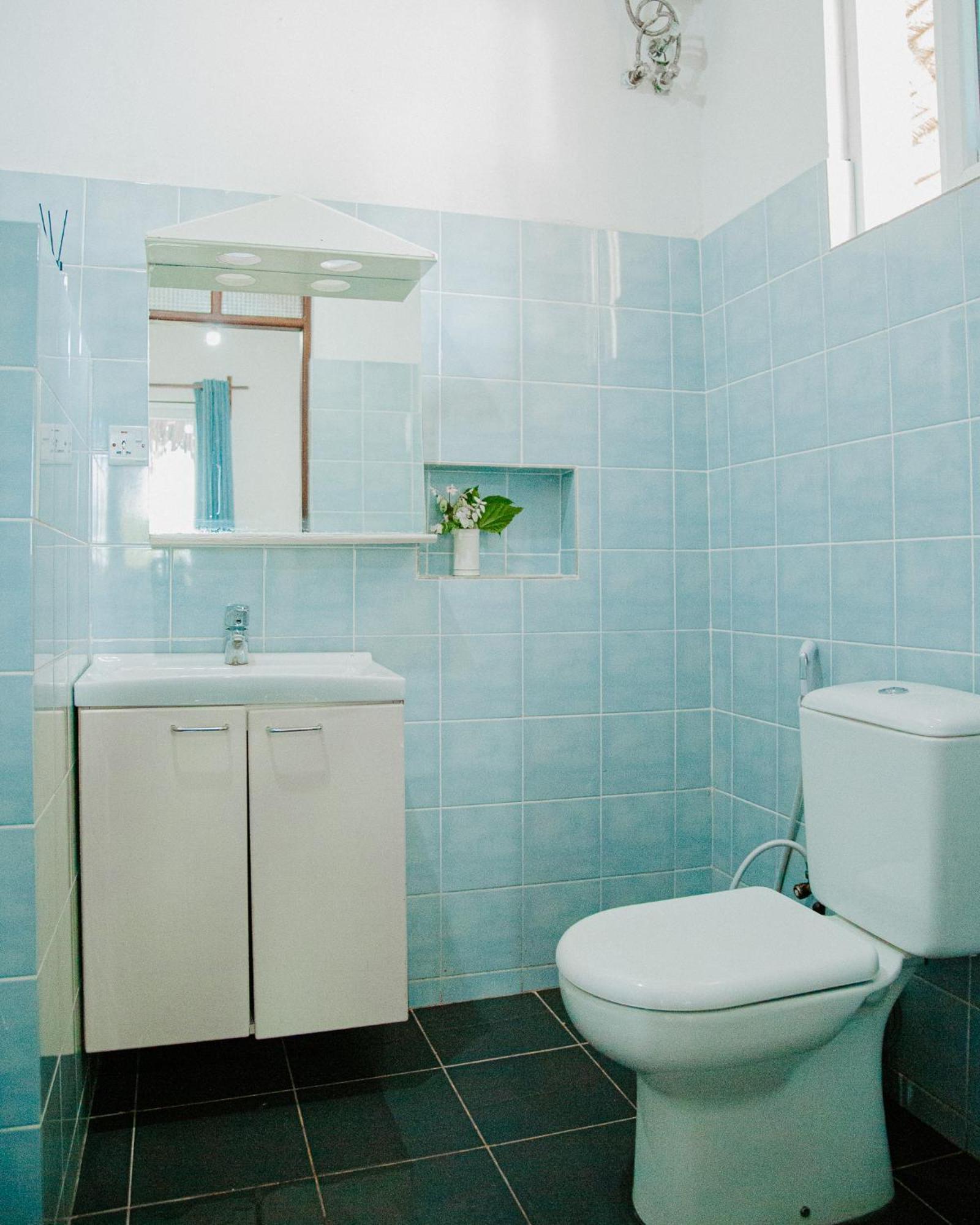 Ocean Boho House Bed & Breakfast Джамбиани Екстериор снимка